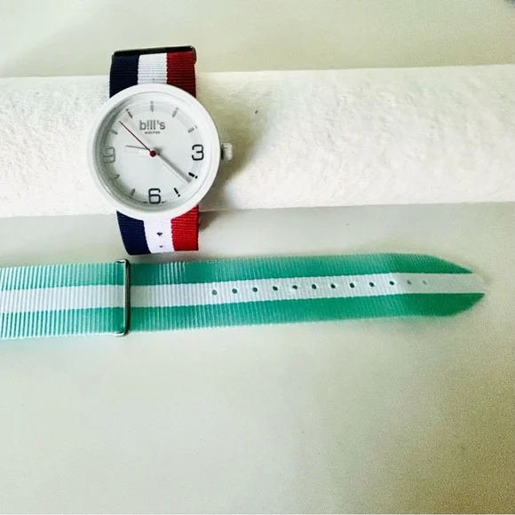 NEW IN BOX bill’s USA watches White Watch face 2 Interchangeable Straps Unisex - Picture 9 of 11